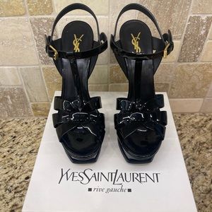 YSL BLACK TRIBUTE PLATFORM SANDALS IN PATENT LEATHER